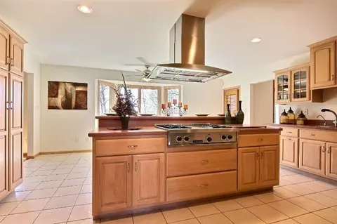 12505 Hoffman Pl, Saint John, IN 46373 photo 8