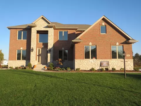 649 Shannon Brg, Dyer, IN 46311 photo 1