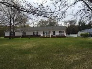 11395 N 568 E, De Motte, IN 46310 photo 1