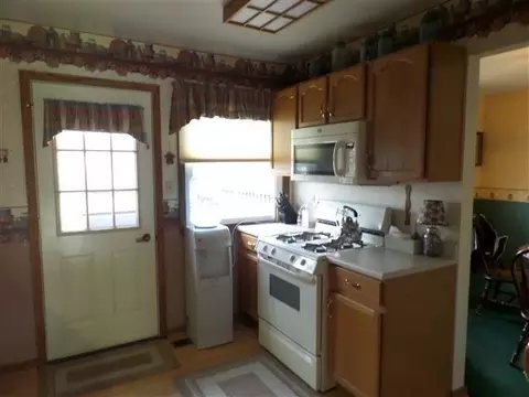 10338 N 477, De Motte, IN 46310 photo 7