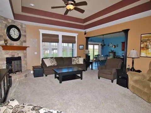 14980 Hendricks Ln, Crown Point, IN 46307 photo 2