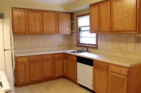 1004 Elm St, Griffith, IN 46319 photo 7