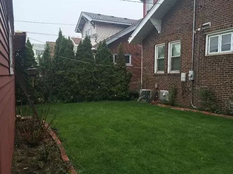 1732 Davis Ave, Whiting, IN 46394 photo 3