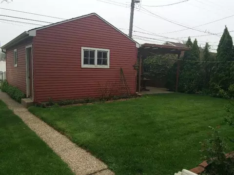 1732 Davis Ave, Whiting, IN 46394 photo 4