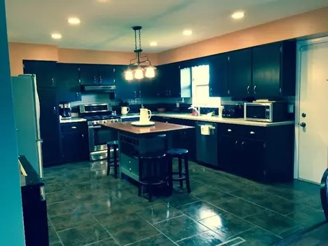 9502 Walnut Dr, Munster, IN 46321 photo 5