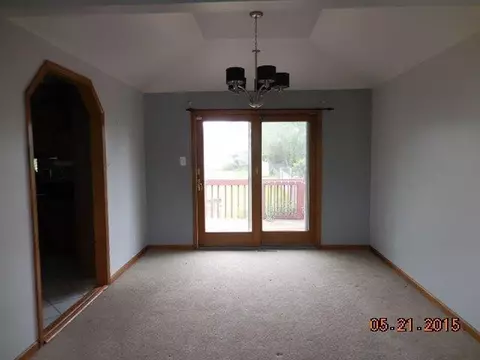 9075 Pineview Ln, Crown Point, IN 46307 photo 4
