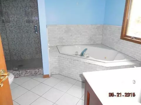 9075 Pineview Ln, Crown Point, IN 46307 photo 7