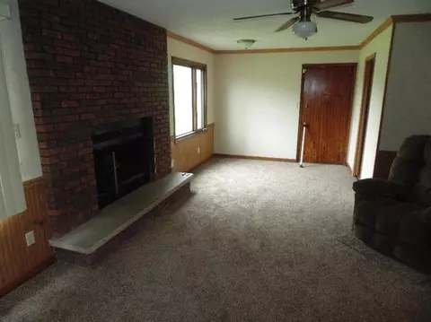 4745 Whitcomb St, Gary, IN 46408 photo 9