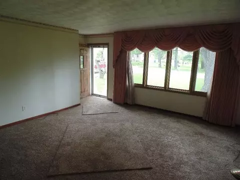 4745 Whitcomb St, Gary, IN 46408 photo 8