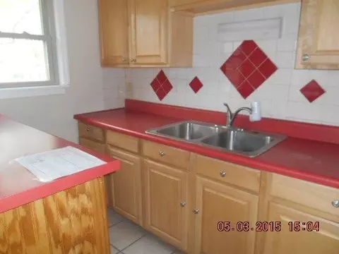 7207 Mclaughlin Ave, Hammond, IN 46324 photo 3