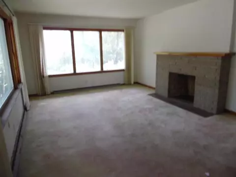 1068 Bigger St, Gary, IN 46404 photo 4
