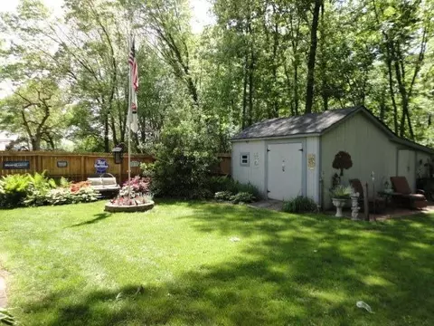 106 Pipeline Dr, Griffith, IN 46319 photo 8