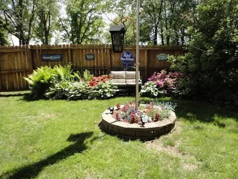 106 Pipeline Dr, Griffith, IN 46319 photo 9