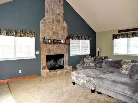 1021 Elm St, Griffith, IN 46319 photo 10
