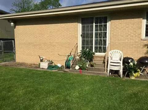 547 New Jersey St, Gary, IN 46403 photo 2