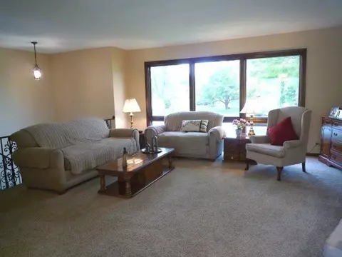 1005 Azalea Dr, Munster, IN 46321 photo 3