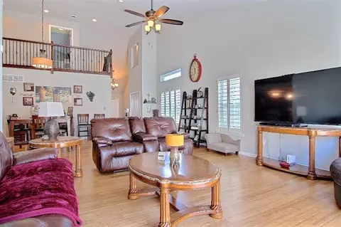 540 Clover Ln, Griffith, IN 46319 photo 7