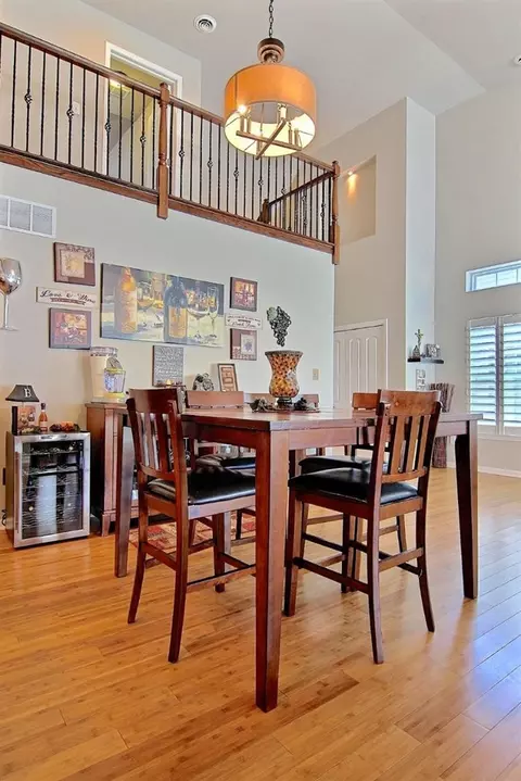 540 Clover Ln, Griffith, IN 46319 photo 9