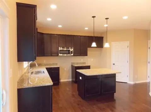 10370 Rolling Meadows Ln, Dyer, IN 46311 photo 3