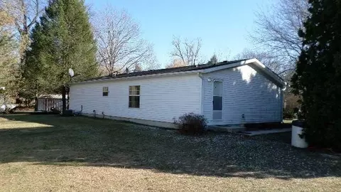 11980 E 250, Culver, IN 46511 photo 3