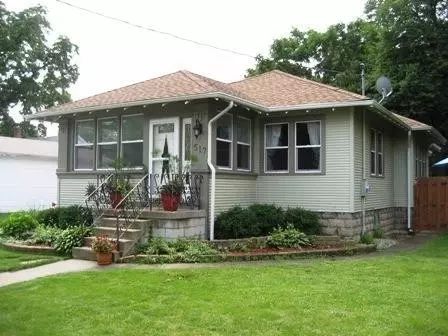 517 E North St, Crown Point, IN 46307 photo 1