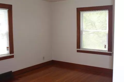 204 N Colfax St, Griffith, IN 46319 photo 5
