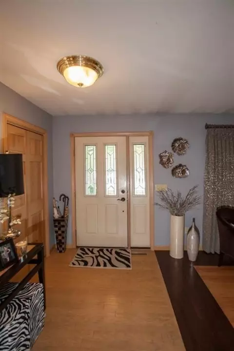 446 Morningside Dr, Crown Point, IN 46307 photo 3