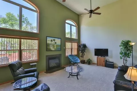 9982 Forest St, Dyer, IN 46311 photo 2