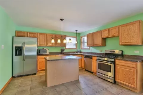 9982 Forest St, Dyer, IN 46311 photo 3