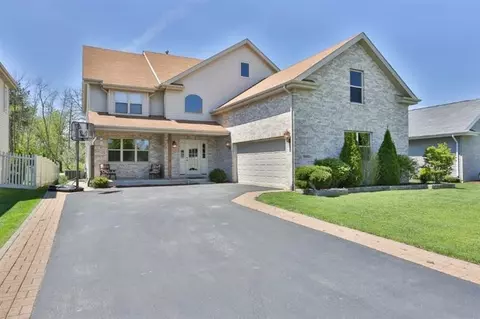 9982 Forest St, Dyer, IN 46311 photo 1