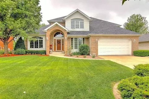 10132 Windfield Dr, Munster, IN 46321 photo 1