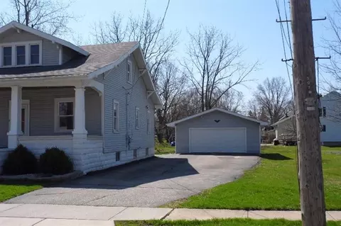507 E Clark St, Crown Point, IN 46307 photo 2