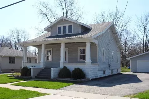 507 E Clark St, Crown Point, IN 46307 photo 1