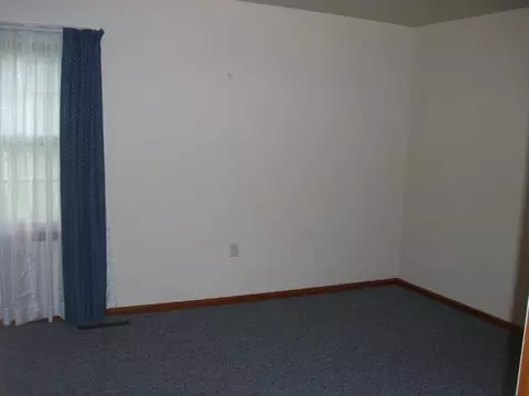 714 N Harvey St, Griffith, IN 46319 photo 7