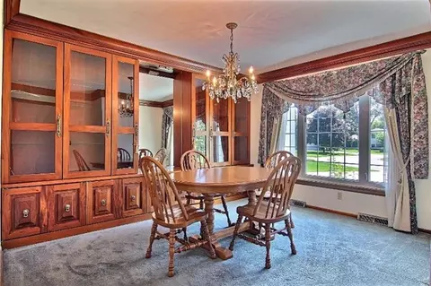 770 Williams Ct, Crown Point, IN 46307 photo 4