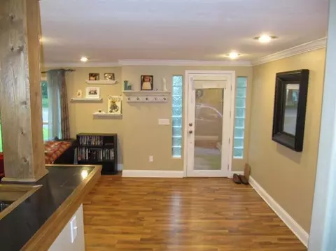 15054 N 400, Wheatfield, IN 46392 photo 2
