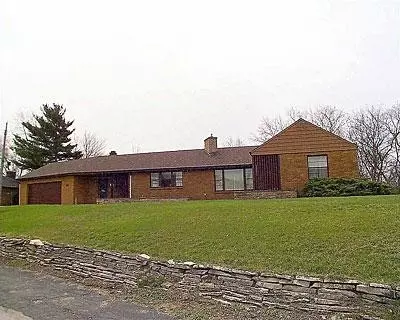6901 Hickory Ave, Gary, IN 46403 photo 1