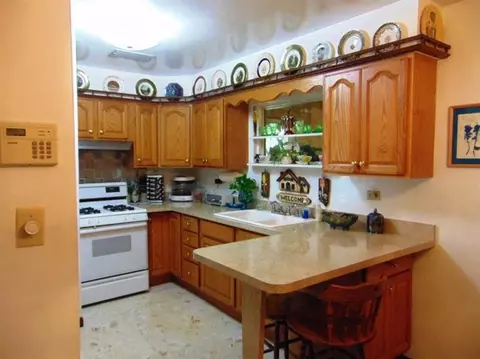 513 N Jasper St, Gary, IN 46403 photo 8