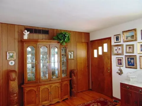 513 N Jasper St, Gary, IN 46403 photo 4