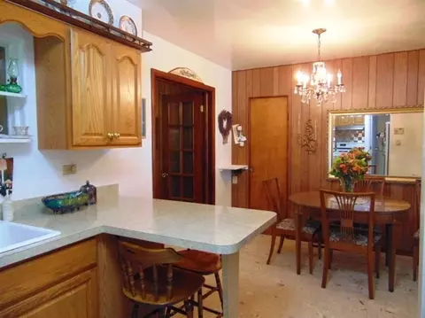 513 N Jasper St, Gary, IN 46403 photo 9