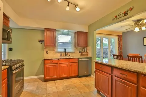 8540 Harrison Ave, Munster, IN 46321 photo 7