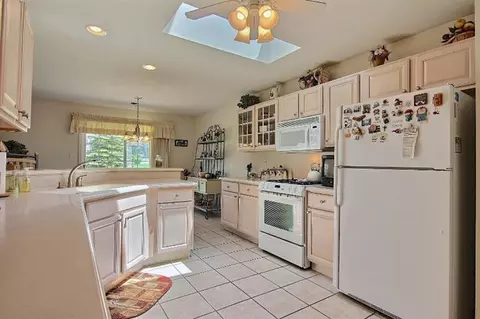 1040 Easy St, Crown Point, IN 46307 photo 7