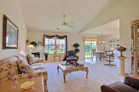 1040 Easy St, Crown Point, IN 46307 photo 3