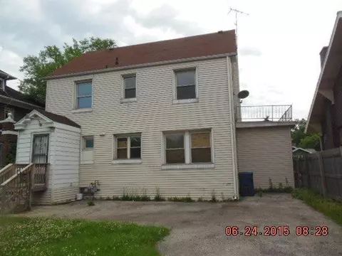 728 Johnson St, Gary, IN 46402 photo 4