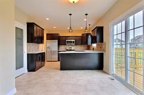 1137 Jeanne Ct, Crown Point, IN 46307 photo 6