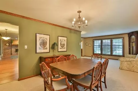 9613 Walnut Dr, Munster, IN 46321 photo 8
