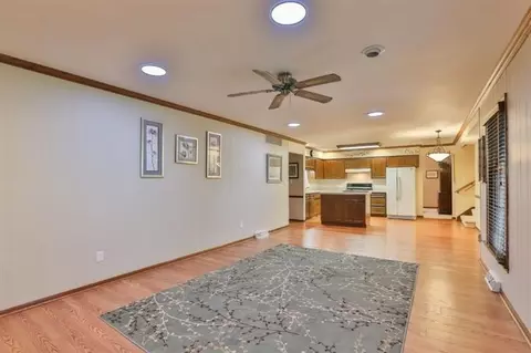 9613 Walnut Dr, Munster, IN 46321 photo 5