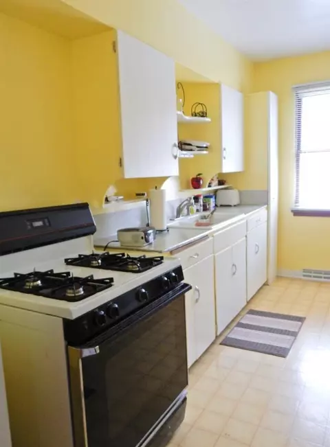 8111 Maple Ave, Gary, IN 46403 photo 8