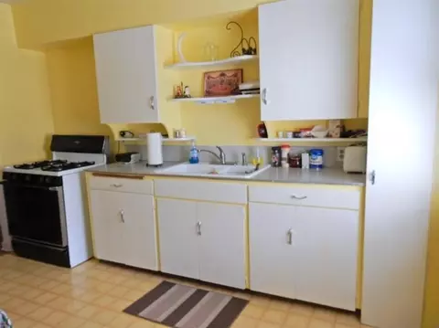 8111 Maple Ave, Gary, IN 46403 photo 9