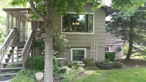 279 Walnut Ln, Crown Point, IN 46307 photo 5